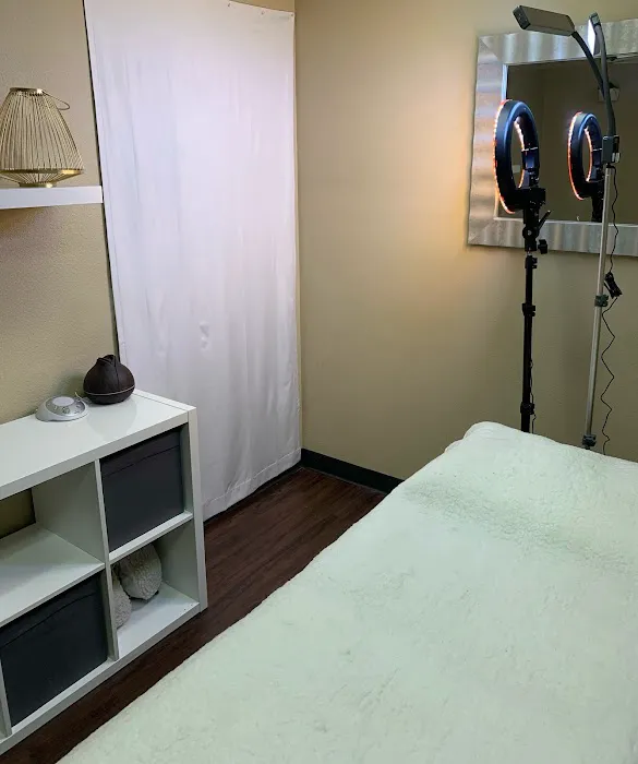 Dermaluxe Skin Studio Picture 1