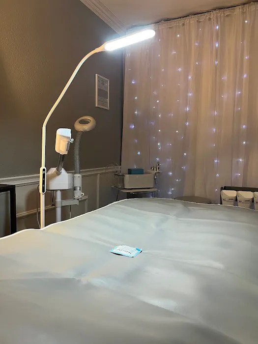 Aesthetically Alejandra Picture 2