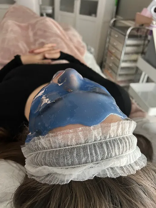 Aesthetically Alejandra Picture 4