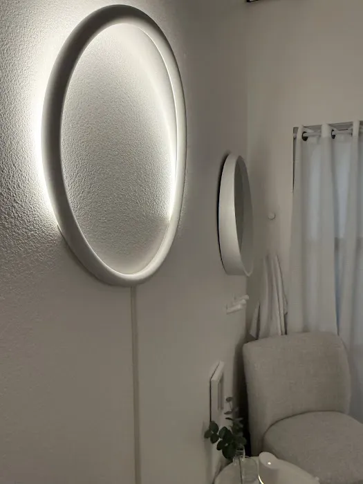 Pure Skin by Heather Picture 9