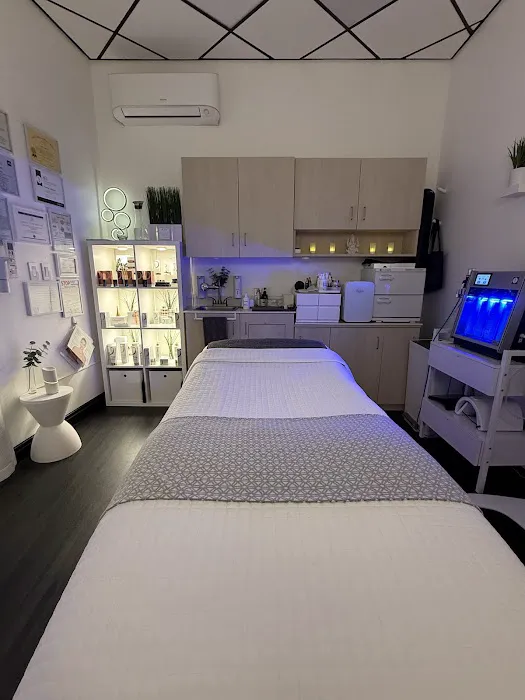 Pure Skin by Heather Picture 3