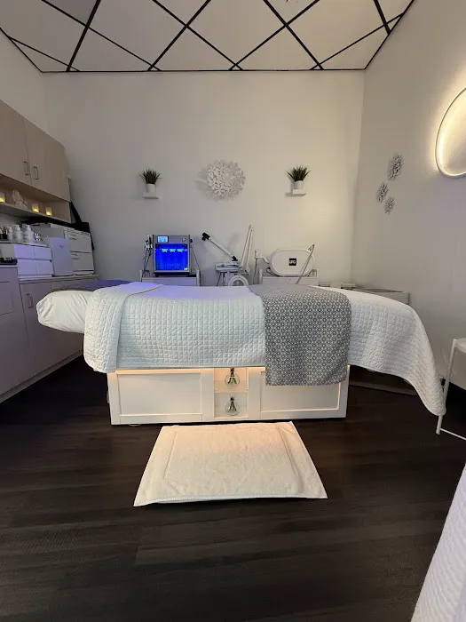 Pure Skin by Heather Picture 8