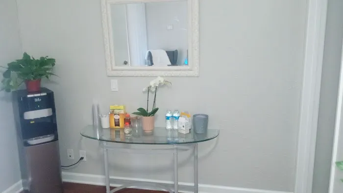 SMS SKINCARE Picture 8