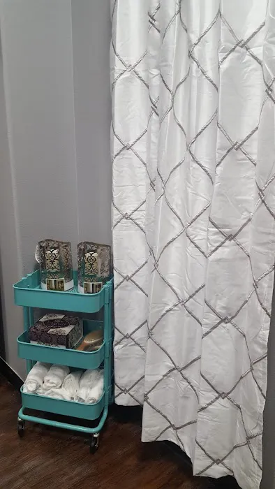 Le Vie Skincare by Leslie Morand Picture 2