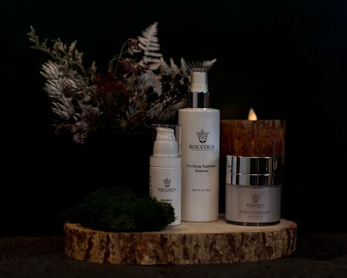 Hand and Hollow Skincare Picture 10