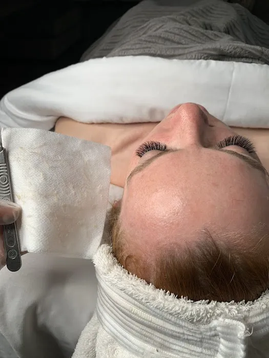 Glow Skintique Picture 10