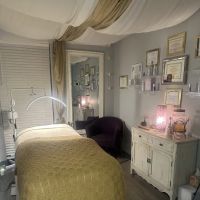 Lavish Divine Skincare ico