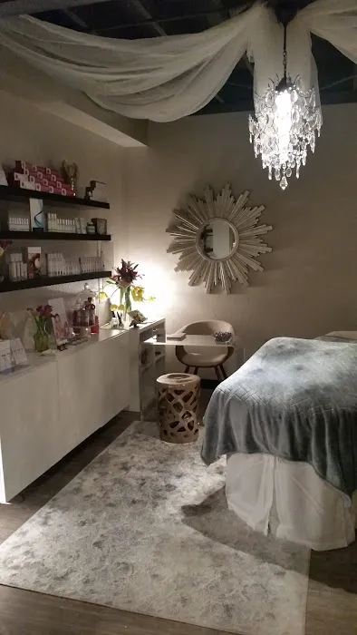 Jezebelle Skin Solutions Picture 2