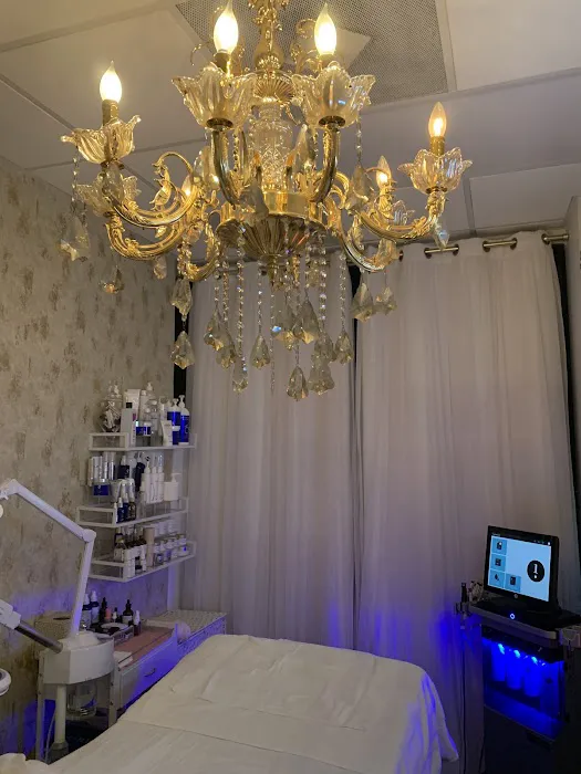 LeClairé Skincare Picture 2