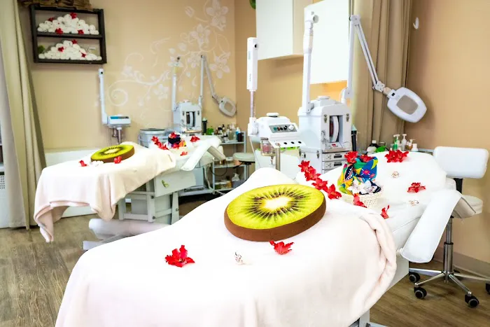 Kiwi Spa Organic Facial Innovation Picture 2