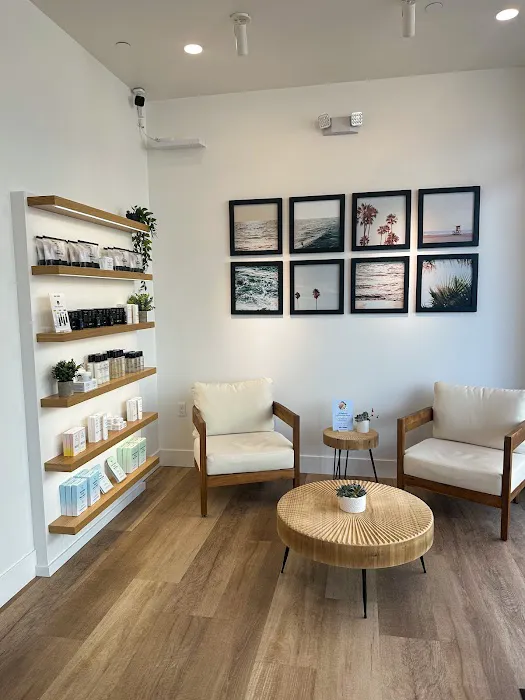 Skin Laundry - La Jolla UTC Picture 3