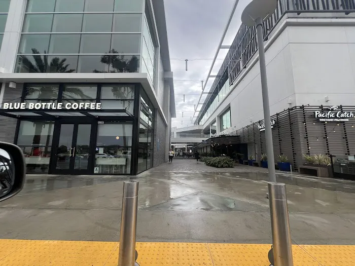 Skin Laundry - La Jolla UTC Picture 8