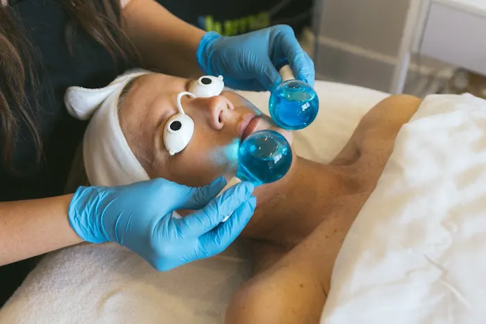 Glowing Esthetics by Alexandra Picture 10