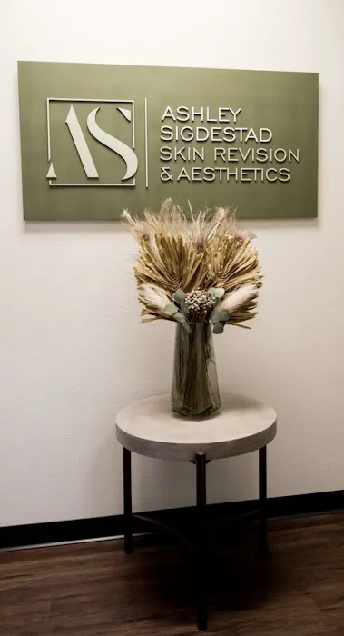 Ashley Sigdestad - Esthetician Picture 3