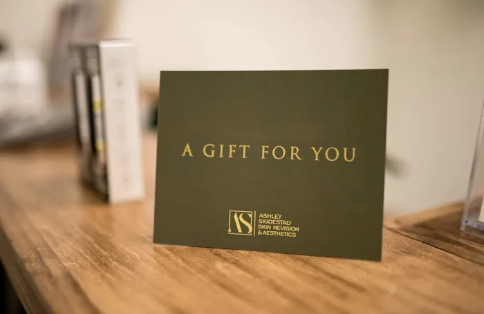 Ashley Sigdestad - Esthetician Picture 9