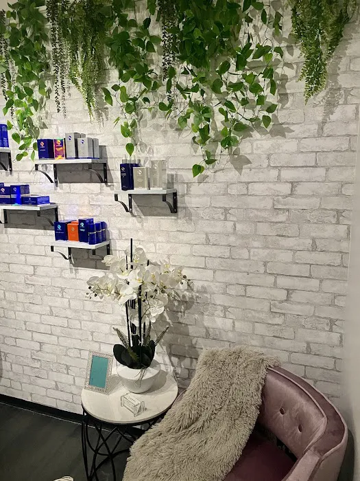 SkinBar Del Mar Picture 1