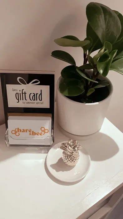 Bare & Bee Esthetics Picture 9