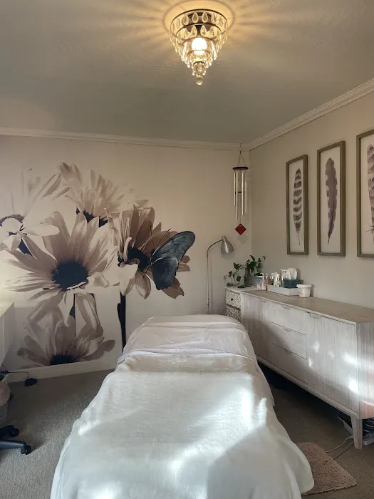 Simply Natural Skin Picture 1