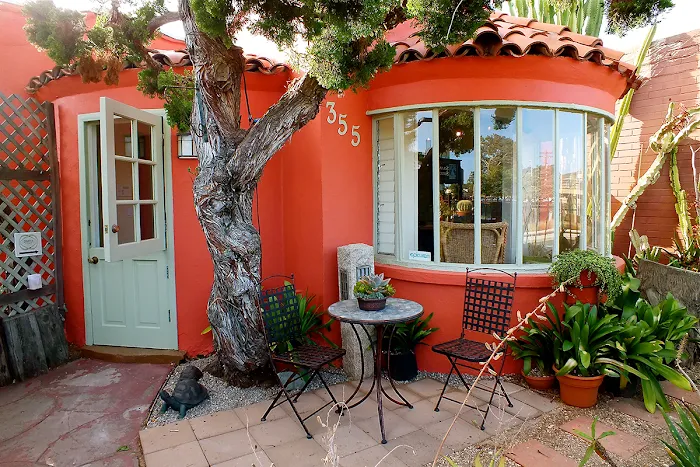 Simply Natural Skin Picture 8