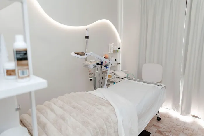 Honest Skin Picture 7