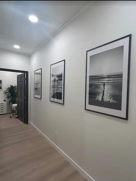 elle SKIN ROOM Picture 2