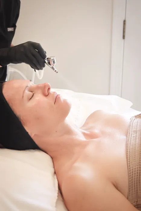 elle SKIN ROOM Picture 1