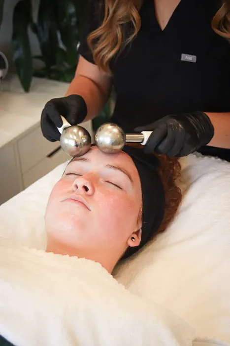 elle SKIN ROOM Picture 7