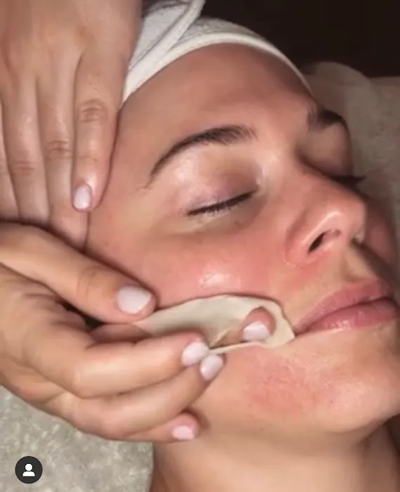 Skin by Kris Picture 7