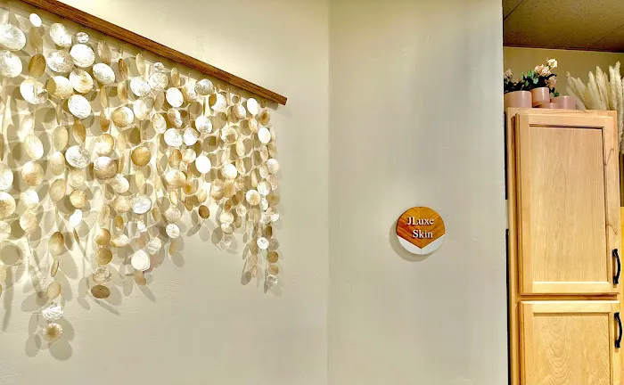 JLuxe Skin Picture 9