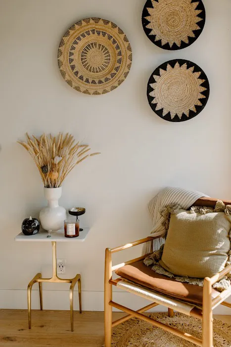 Moon Lux Skin & Wellness Picture 2