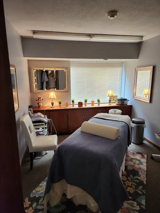 Cheek 2 Chic SkinCare Studio Picture 9