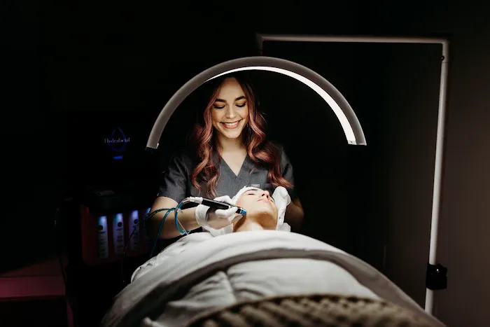 Nomadic Skincare Picture 3