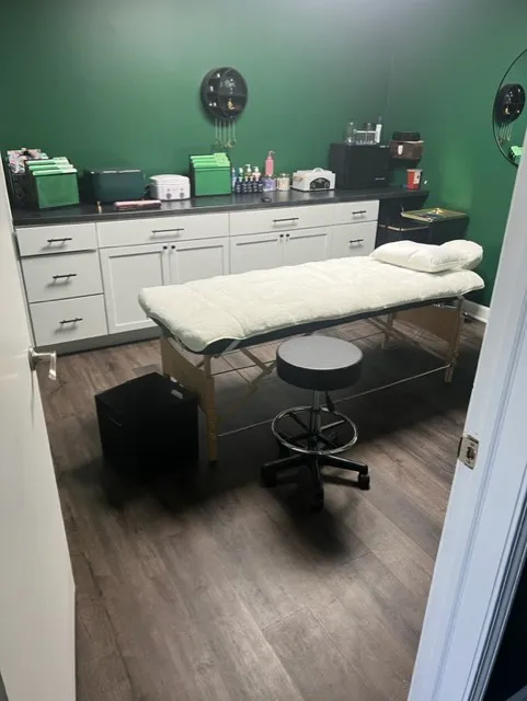 Lil Skin Studio Picture 8