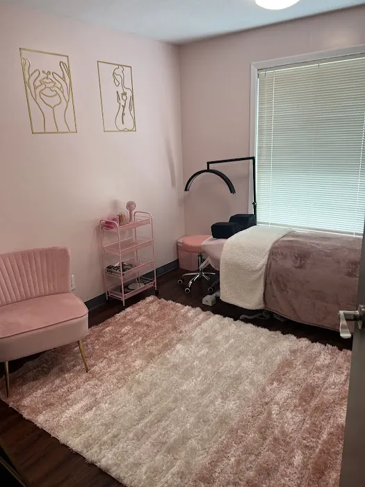 Her beauty studio Picture 6