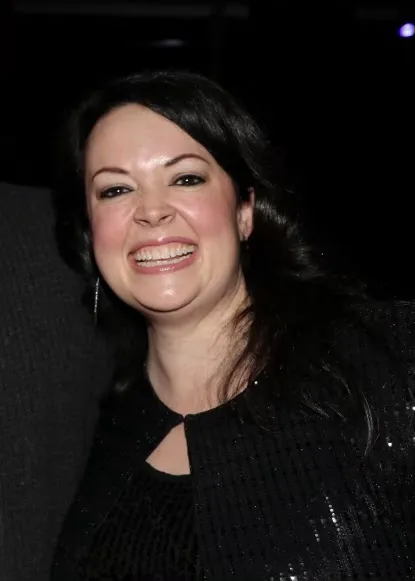 Mindy Kennen Beauty Picture 1