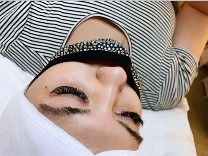 Blushing Esthetics Picture 10