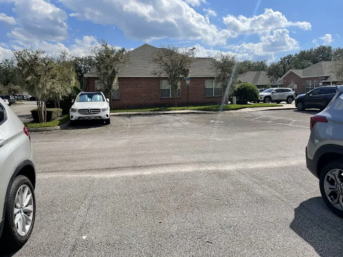 Skin and Glam Picture 4