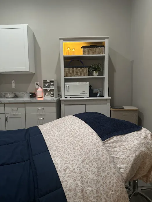 The 1213 Skin Studio Picture 2