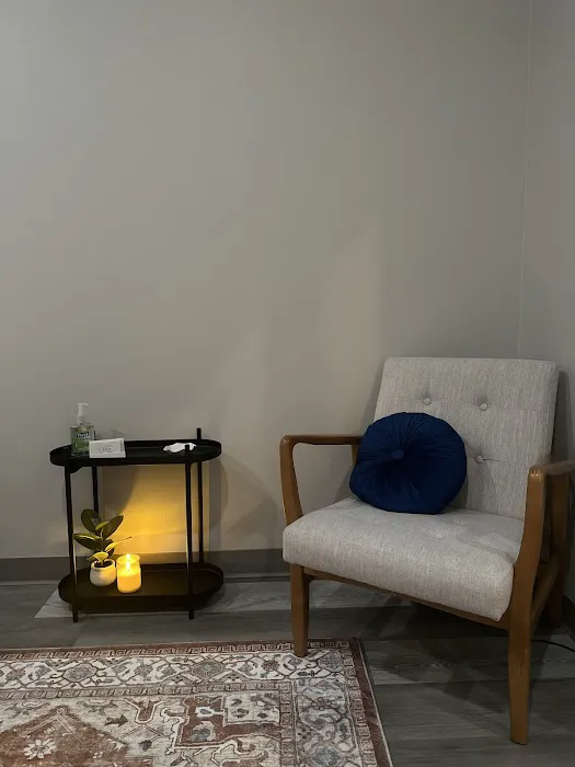 The 1213 Skin Studio Picture 4