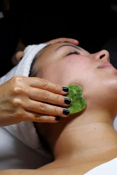 Peaches + Co Aesthetics Picture 6