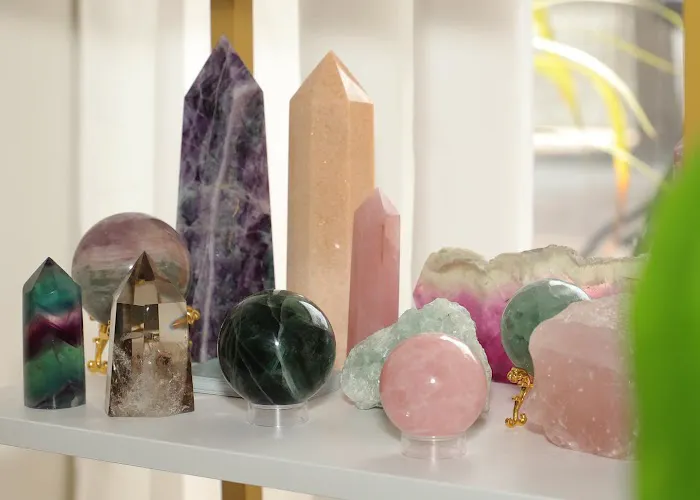 Holistic Wellbeings - Skin Spa & Massage Clinic Picture 2