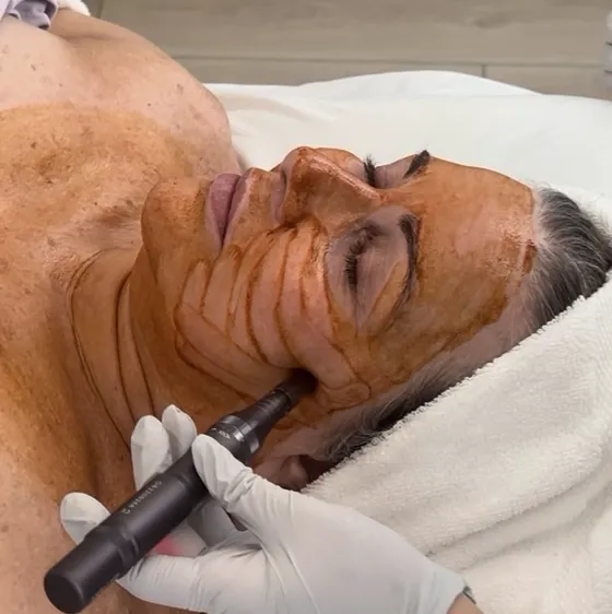 Holistic Wellbeings - Skin Spa & Massage Clinic Picture 9