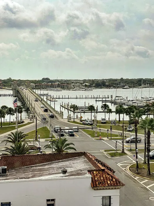 The Ceremony Room Organic Facial & Make-up Studio Picture 3