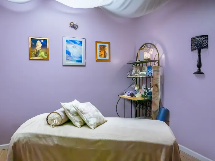 Lavender's Lair Skin & Body Studio, Inc. Picture 2