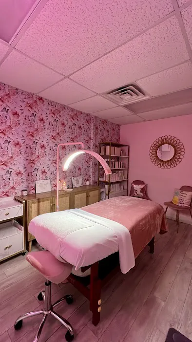 Charleen Aesthetics Picture 3