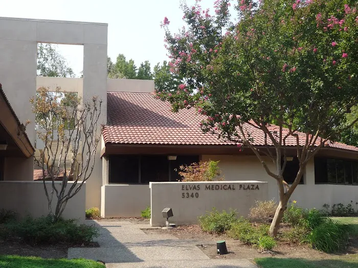 Dermatology Consultants Picture 10