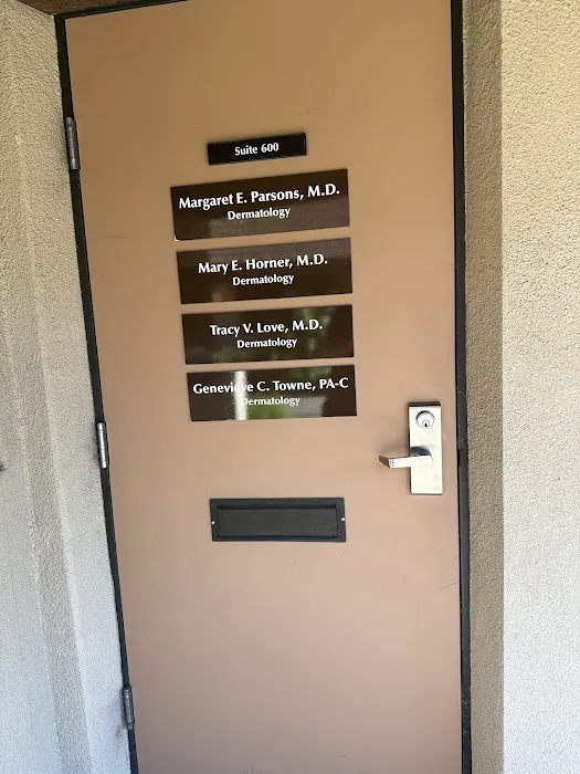 Dermatology Consultants Picture 9