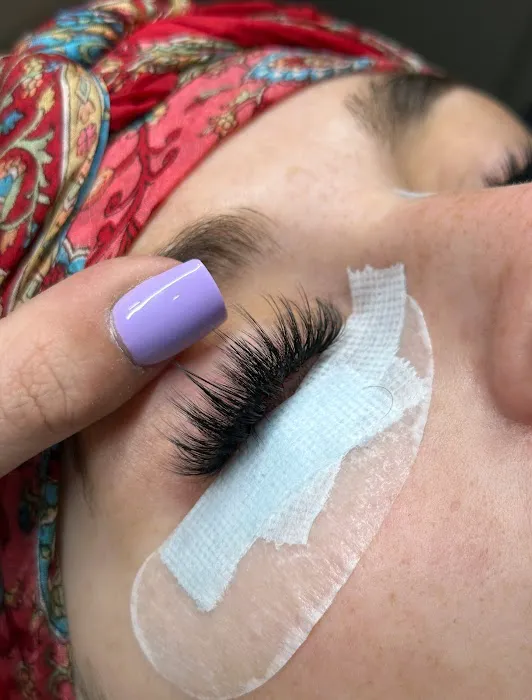 Emily DaSilva Luxury Esthetics Picture 4