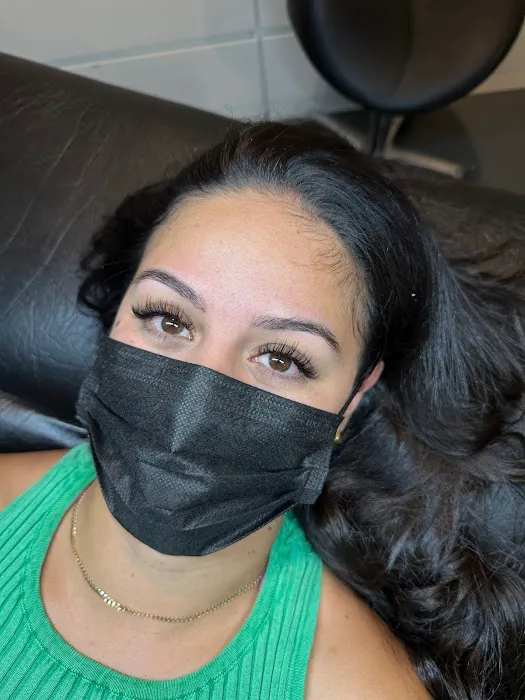 Emily DaSilva Luxury Esthetics Picture 2