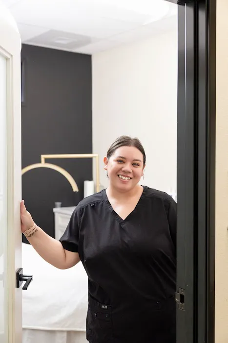 Skin Hunny Esthetics Picture 2